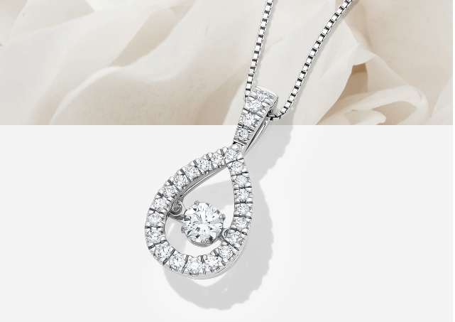 4. Diamond Necklaces - Say 'I love you' in the most sparkling way with a diamond necklace.