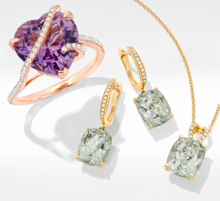 Bold Jewelry Trends To Try For Summer 2023
