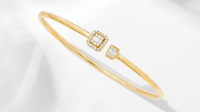 7. 10-18K Gold Bangle
