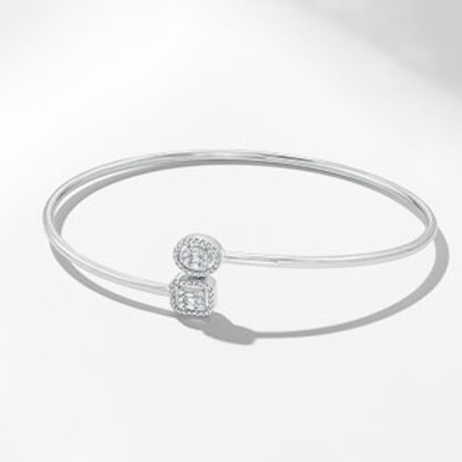 EXTRA 15% OFF SELECT CLEARANCE