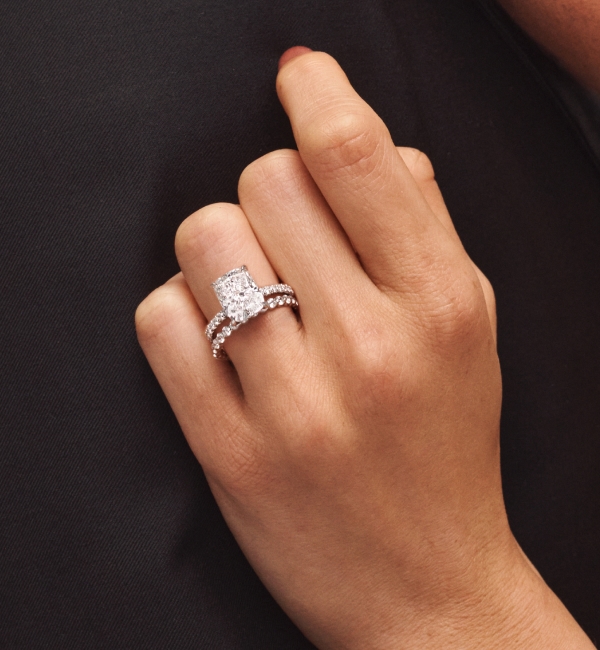 Large Carat Engagement Rings	