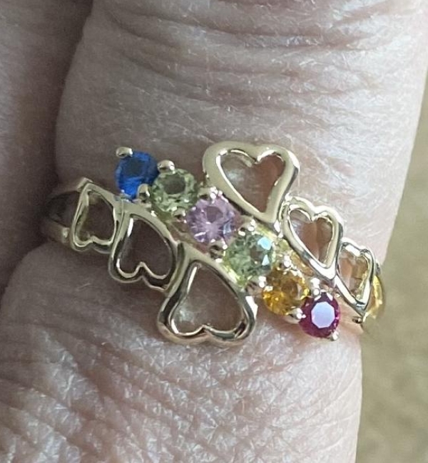 "Love my beautiful ring, exactly what I wanted thanks"