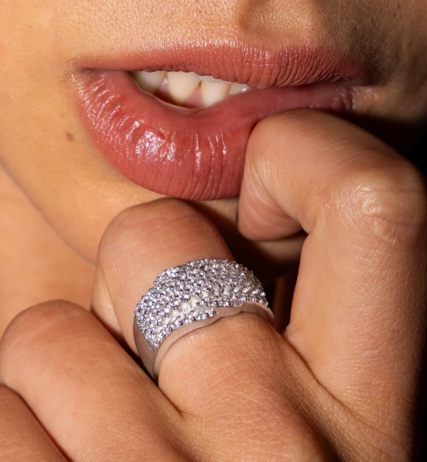 DIAMOND BANDS	